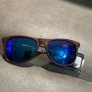 Panama Jack mens wood grain  sunglasses